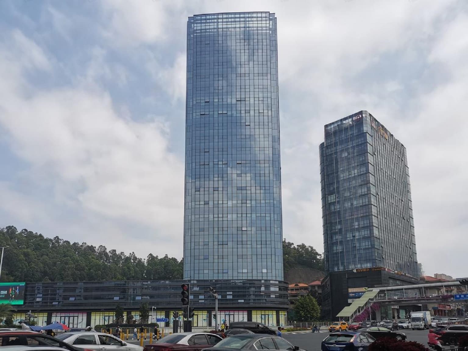 宝观城锦鲤大厦